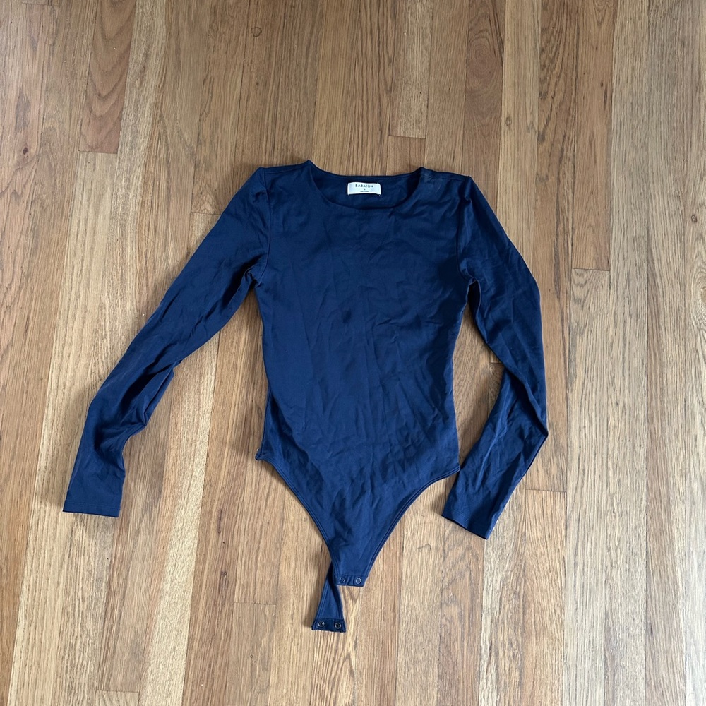 Aritzia Babaton Bodysuit S (blue)